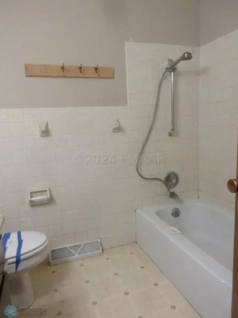 222 2 St W, Hunter, ND 58048 photo 27