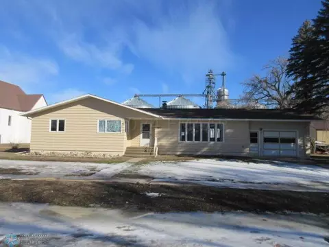 222 2 St W, Hunter, ND 58048 photo 2