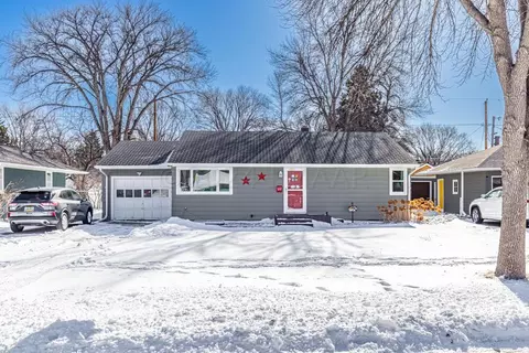 314 23rd Ave N, Fargo, ND 58102