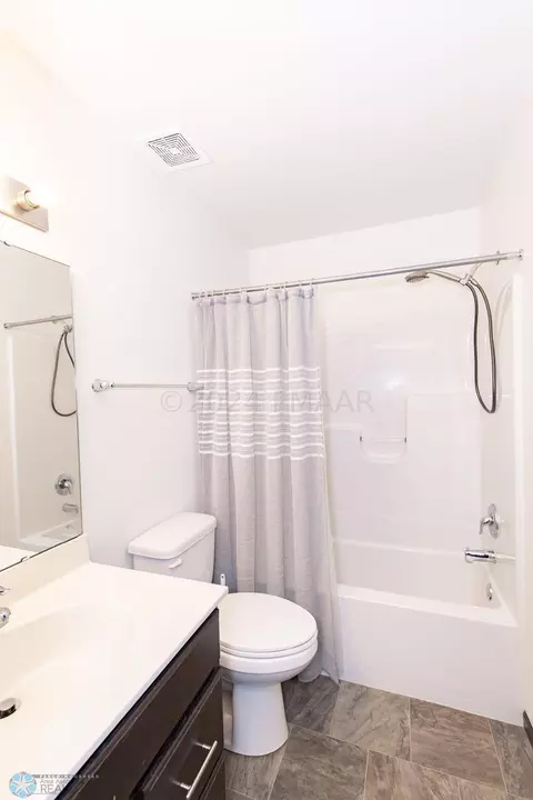 3371 Maple Leaf Loop S, Fargo, ND 58104 photo 37