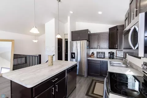 3371 Maple Leaf Loop S, Fargo, ND 58104 photo 10