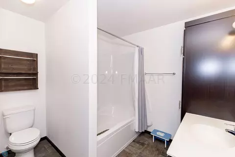 3371 Maple Leaf Loop S, Fargo, ND 58104 photo 26