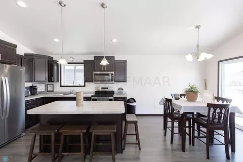 3371 Maple Leaf Loop S, Fargo, ND 58104 photo 7