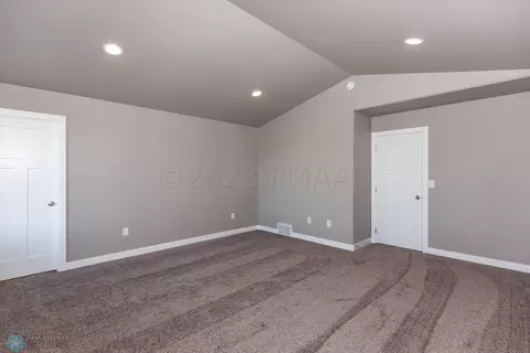 422 Reese Way, Mapleton, ND 58059 photo 12