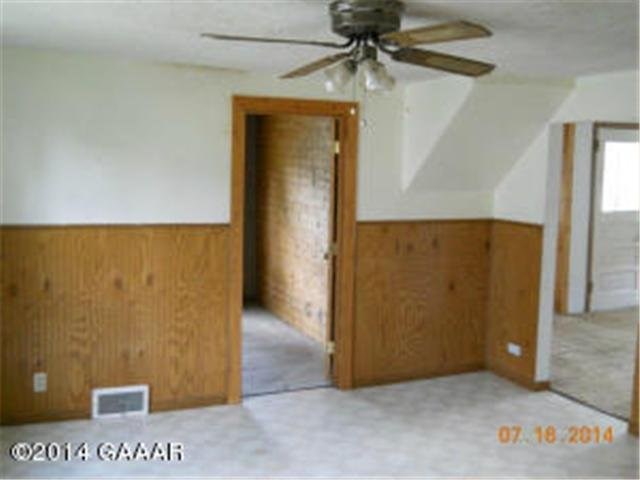 103 E 7th St, Morris, MN 56267 photo 3