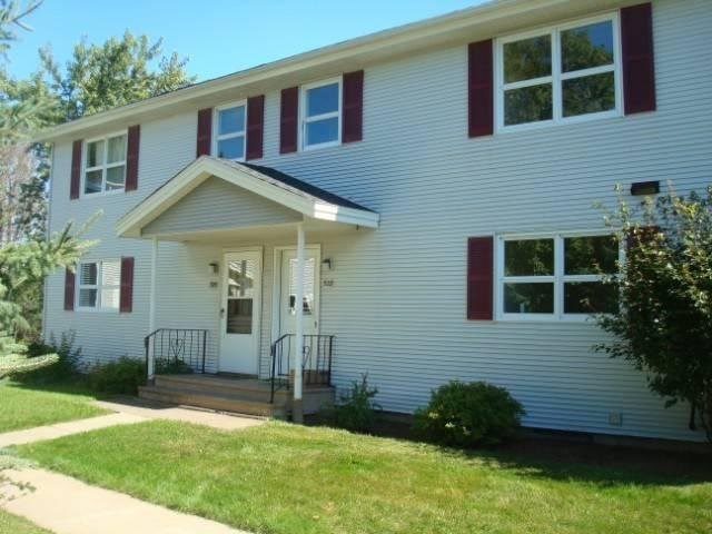 527 Selfridge Dr, Duluth, MN 55811 photo 1