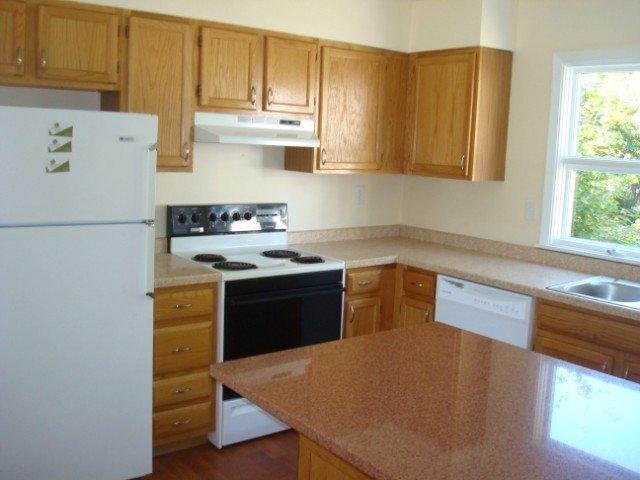 527 Selfridge Dr, Duluth, MN 55811 photo 4