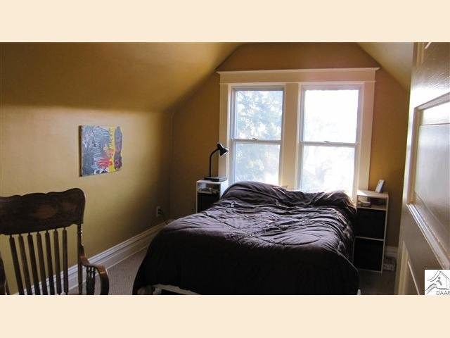 1005 E 10th St, Duluth, MN 55805 photo 8