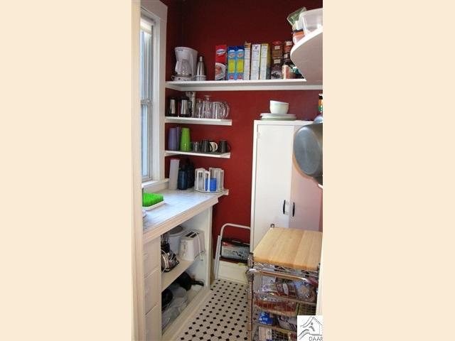 1005 E 10th St, Duluth, MN 55805 photo 4