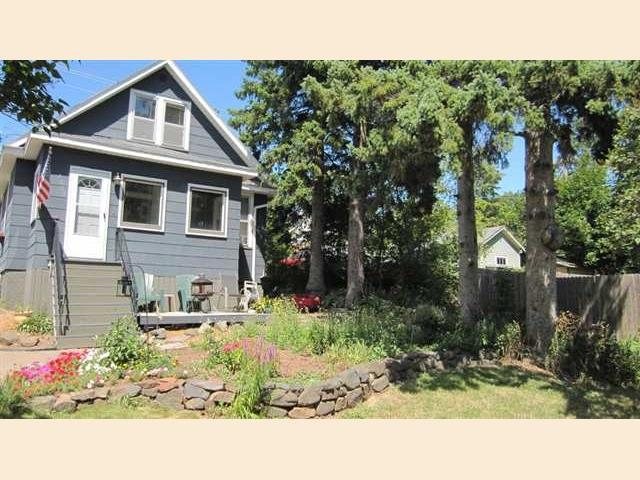 1005 E 10th St, Duluth, MN 55805 photo 1