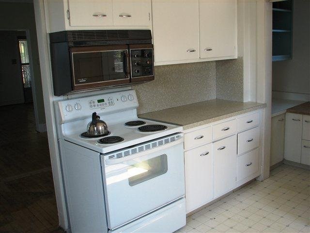 1312 E 10th St, Duluth, MN 55805 photo 8