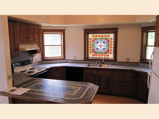 230 W 7th St, Duluth, MN 55806 photo 6