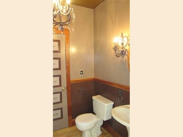 230 W 7th St, Duluth, MN 55806 photo 11