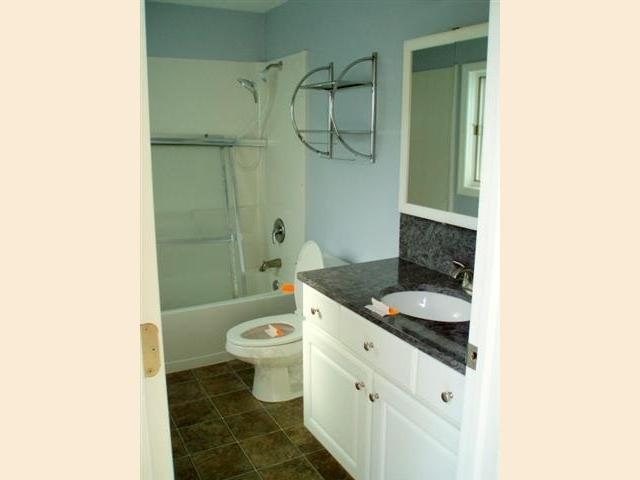 402 Maple Grove Rd, Duluth, MN 55811 photo 6