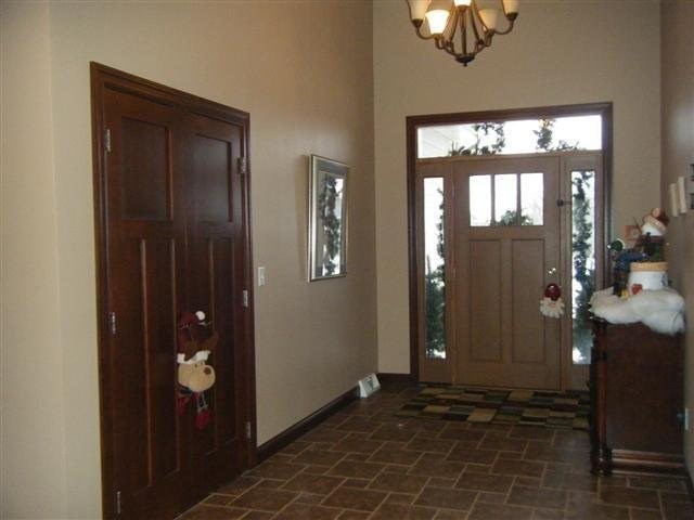 5037 Red Cedar St, Duluth, MN 55811 photo 2