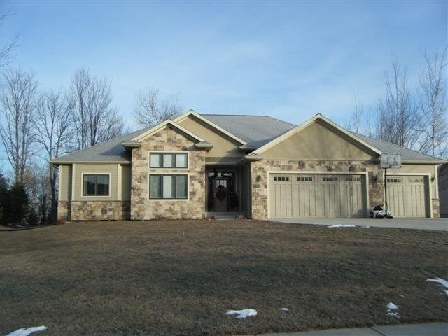 5037 Red Cedar St, Duluth, MN 55811 photo 1