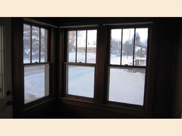 605 2nd St, Duluth, MN 55810 photo 2