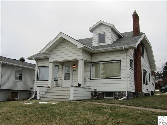 1731 E 8th St, Duluth, MN 55812 photo 1