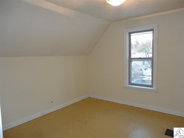 2125 W 7th St, Duluth, MN 55807 photo 5
