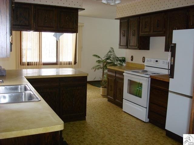 5207 W Arrowhead Rd, Duluth, MN 55811 photo 2