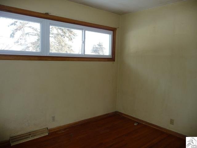 422 N Blackman Ave, Duluth, MN 55811 photo 4