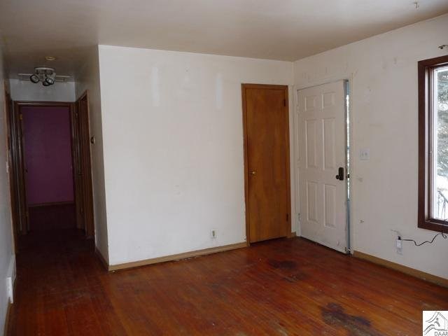 422 N Blackman Ave, Duluth, MN 55811 photo 3
