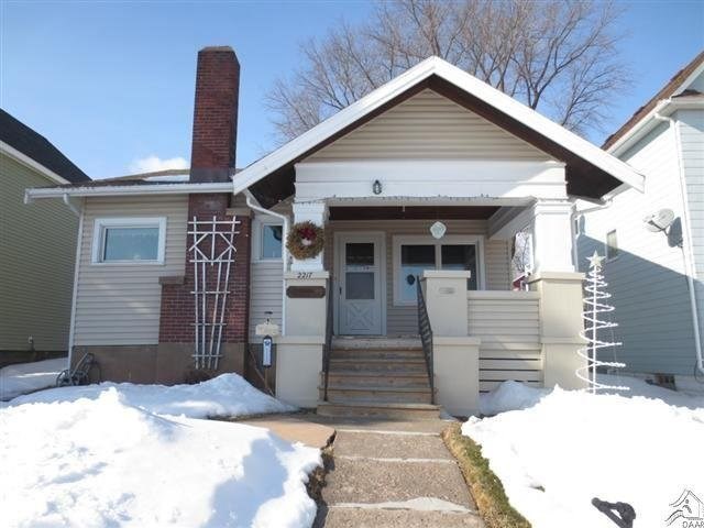 2217 W 10th St, Duluth, MN 55806 photo 1