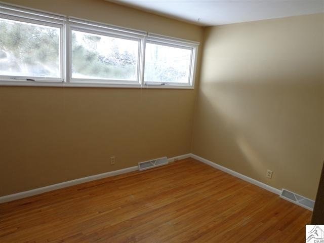 905 Ebony Ave, Duluth, MN 55811 photo 7