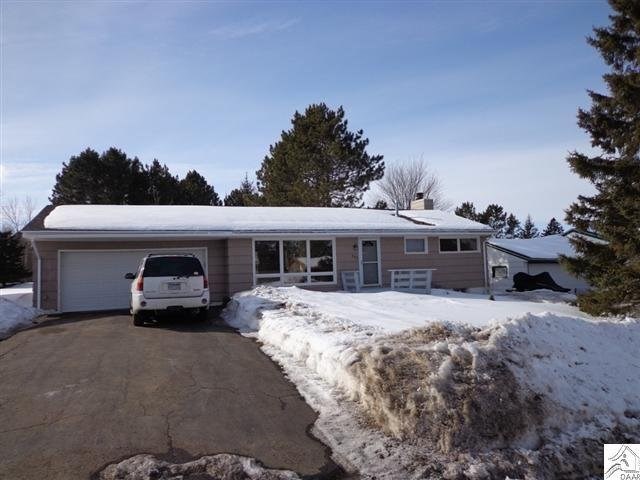 905 Ebony Ave, Duluth, MN 55811 photo 1
