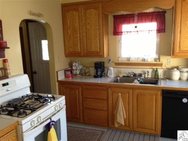 717 3rd St, Duluth, MN 55810 photo 2