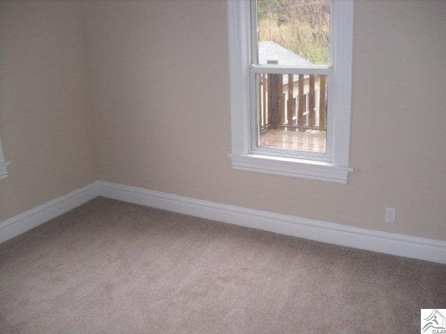 2241 W 13th St, Duluth, MN 55806 photo 9