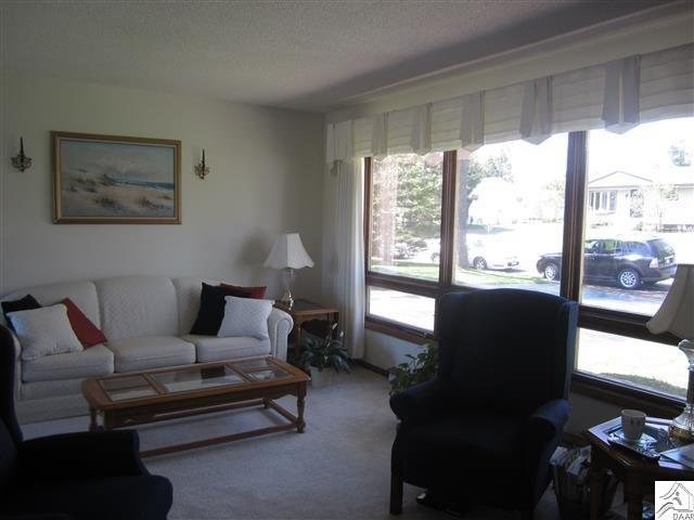 826 Maple Bend Dr, Duluth, MN 55811 photo 3