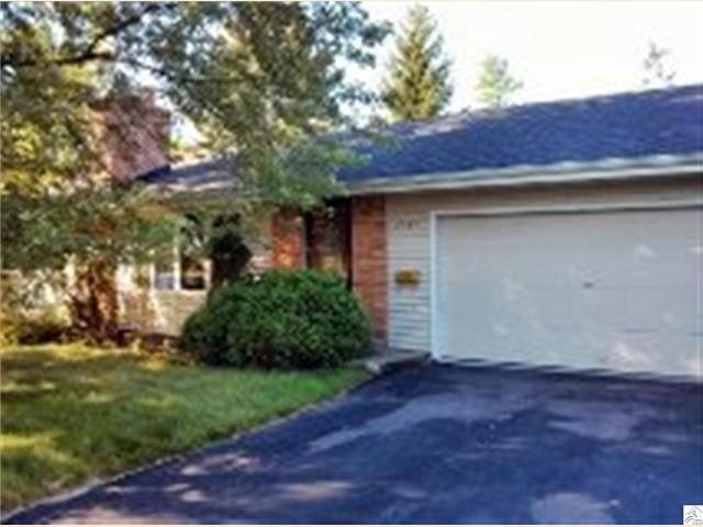 3829 Crescent View Ave, Duluth, MN 55804 photo 1