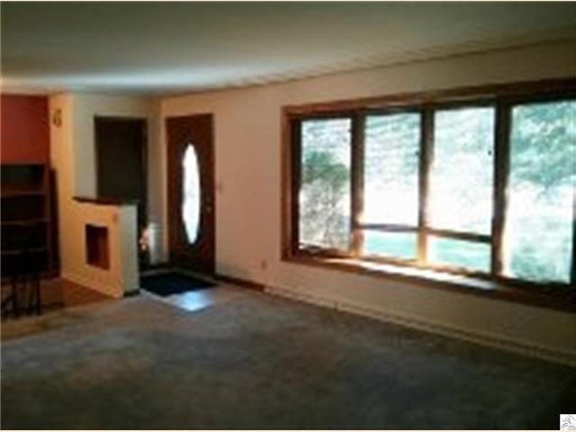 3829 Crescent View Ave, Duluth, MN 55804 photo 3