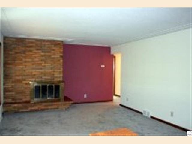 3829 Crescent View Ave, Duluth, MN 55804 photo 4
