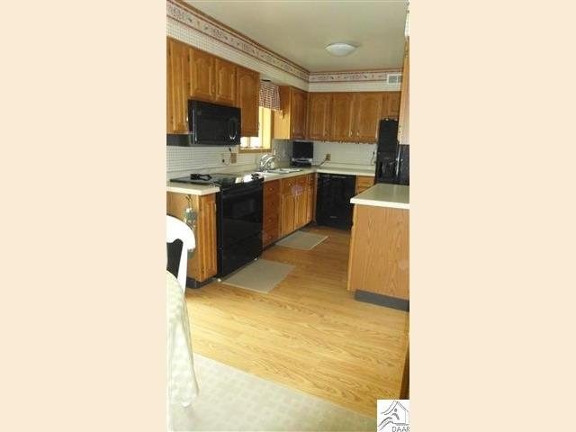 3017 Berkeley Rd, Duluth, MN 55811 photo 2