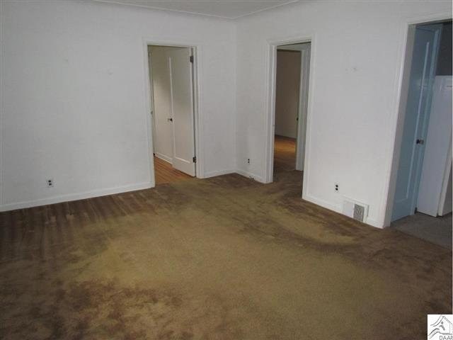 556 Park St, Duluth, MN 55803 photo 3