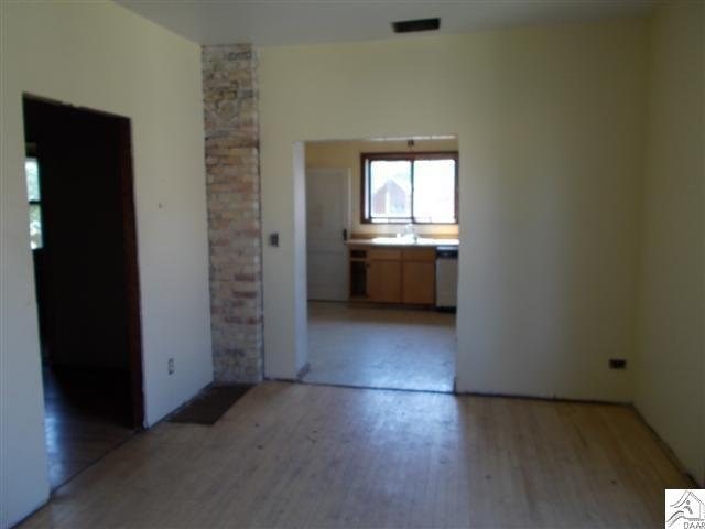 426 3rd Ave, Two Harbors, MN 55616 photo 4
