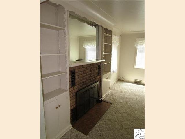 1031 E 8th St, Duluth, MN 55812 photo 3