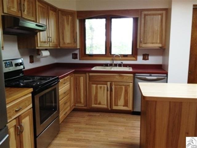 1020 Berwick Ct, Duluth, MN 55811 photo 3