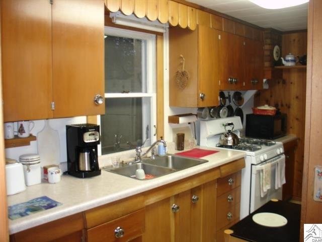 282 E 1st St, Knife River, MN 55609 photo 5