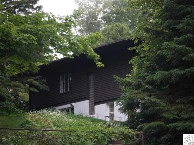 1926 Columbus Ave, Duluth, MN 55803 photo 1