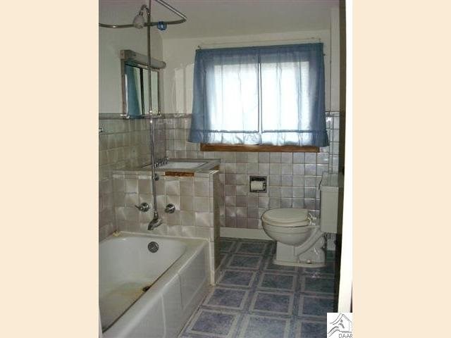 42 1st St, Duluth, MN 55810 photo 10