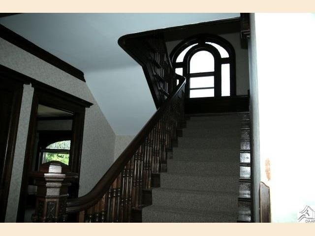 1832 E 2nd St, Duluth, MN 55803 photo 3