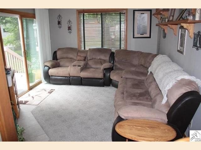 323 Leicester Ave, Duluth, MN 55803 photo 6