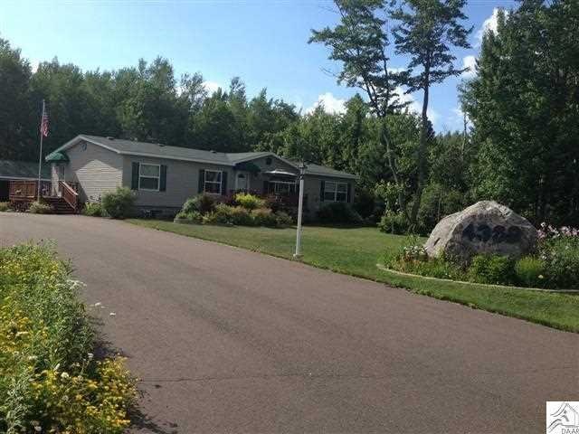 4369 Jamie Dr, Duluth, MN 55811 photo 2