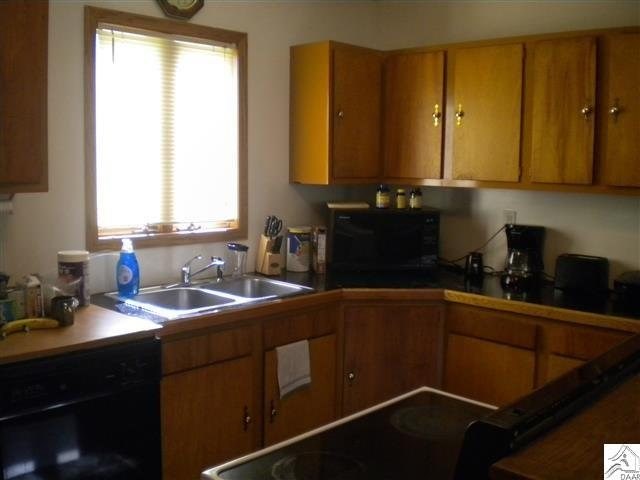 4119 Gladstone St, Duluth, MN 55804 photo 3
