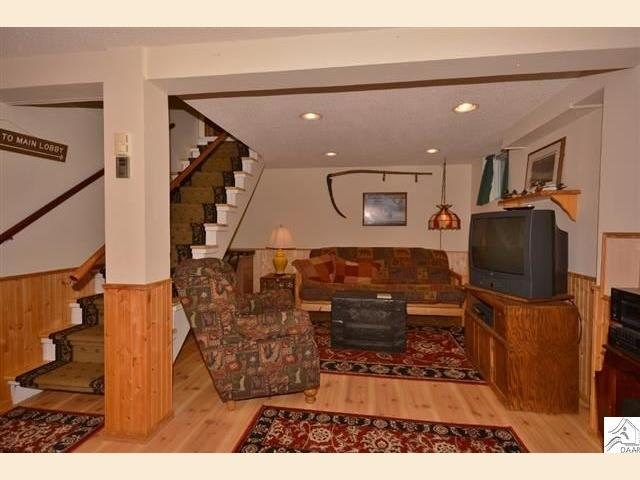 2028 Macfarlane Rd, Duluth, MN 55811 photo 10