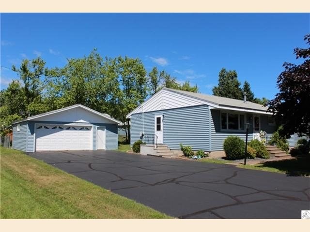 209 Terrace St, Duluth, MN 55811 photo 1