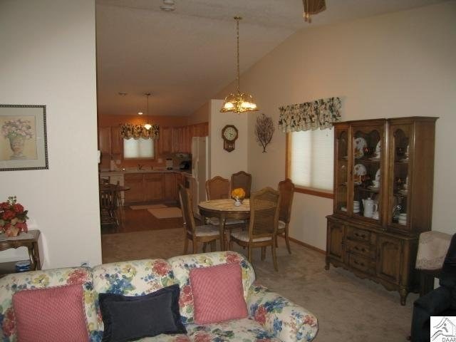 729 Almac Dr, Duluth, MN 55810 photo 2